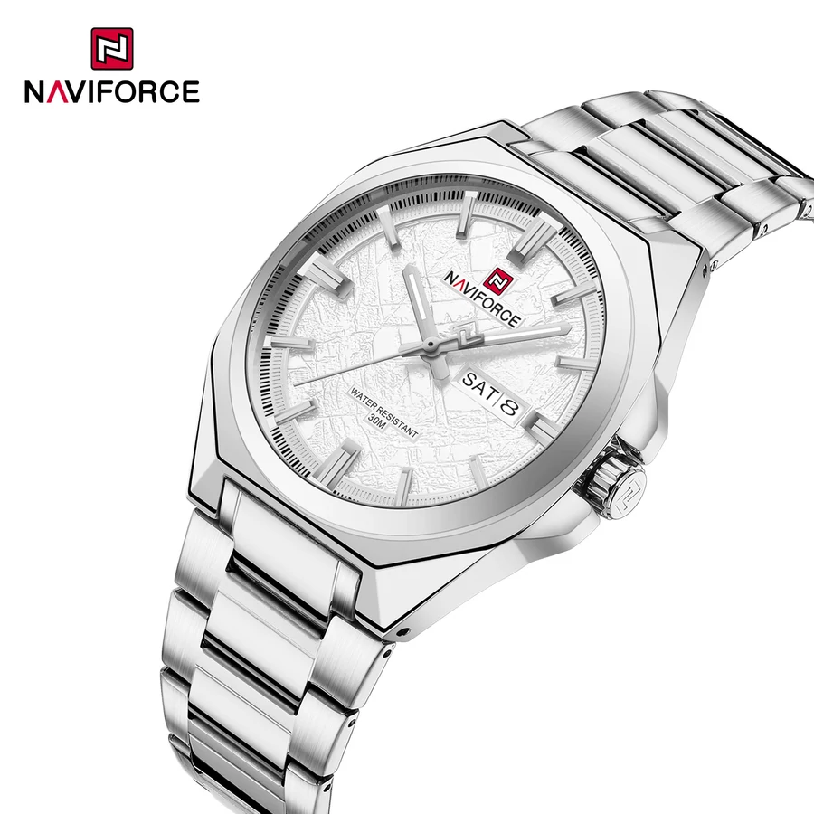Naviforce Levi fehér számlap részlet
